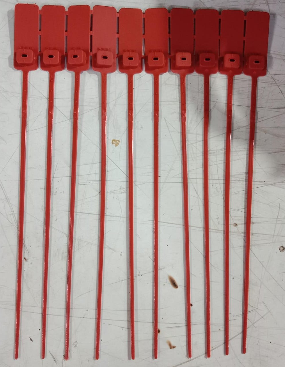 red plastic bag seal
